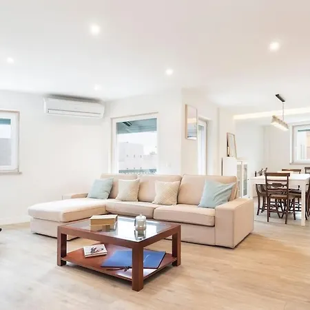 Apartment Center 3 Bdr - Family Haven *