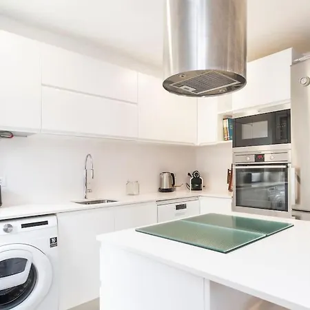 Apartment Center 3 Bdr - Family Haven Cascais