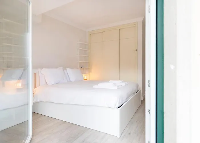 Center 3 Bdr - Family Haven *