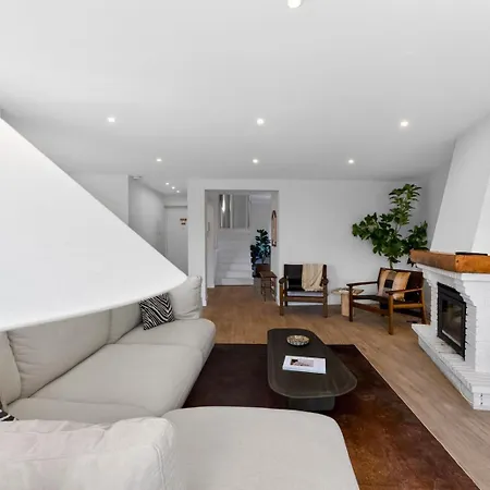 Apartment Center 3 Bdr - Family Haven