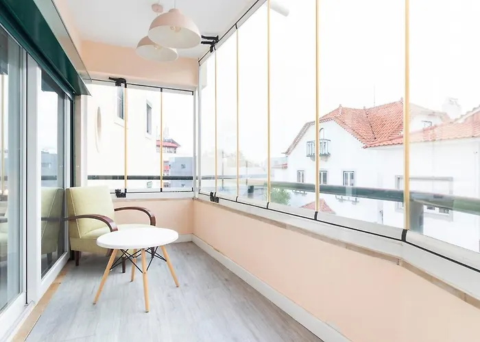 Center 3 Bdr - Family Haven Apartament *